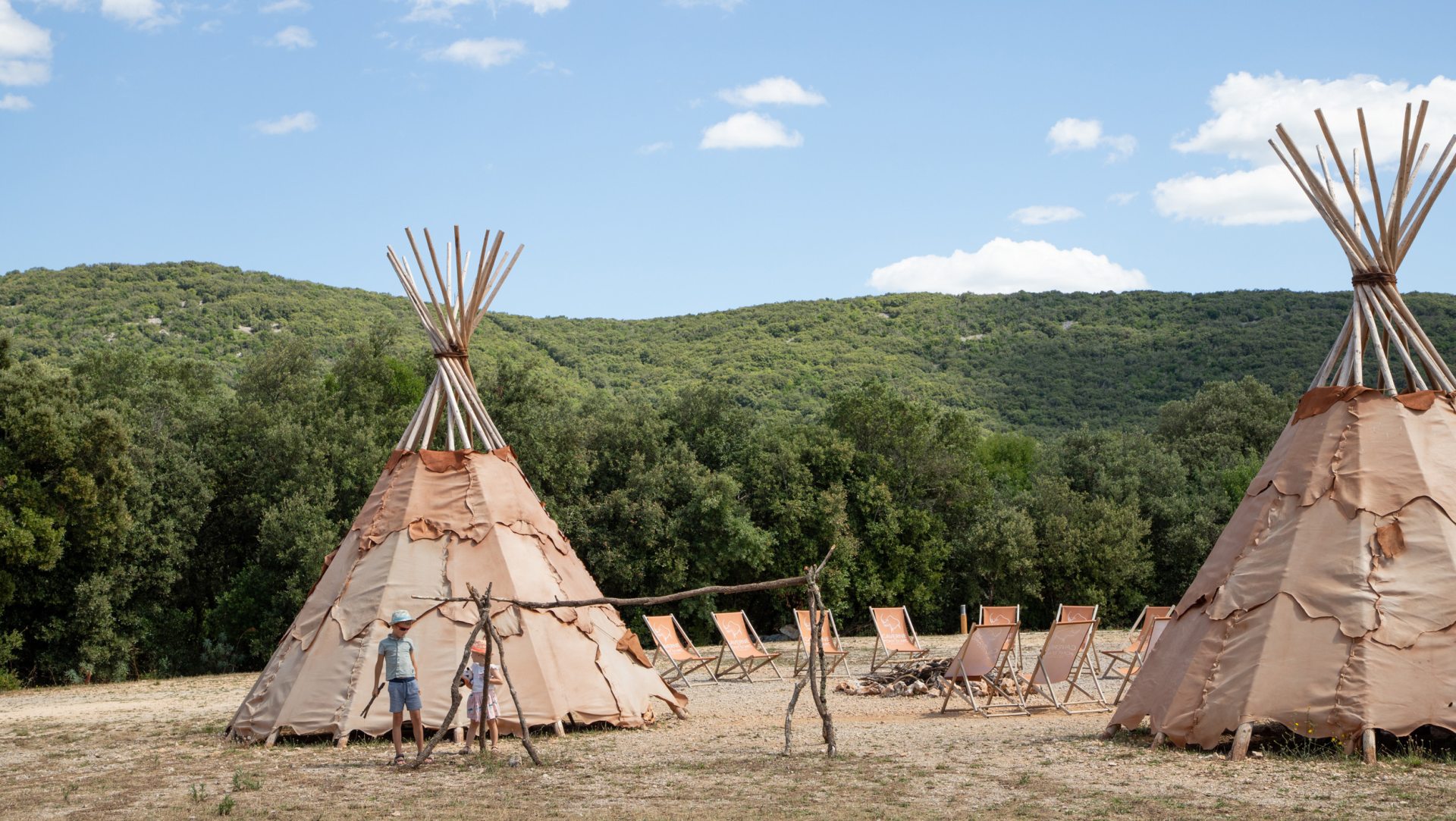 L'esplanade à la Grotte Chauvet 2 - Ardèche