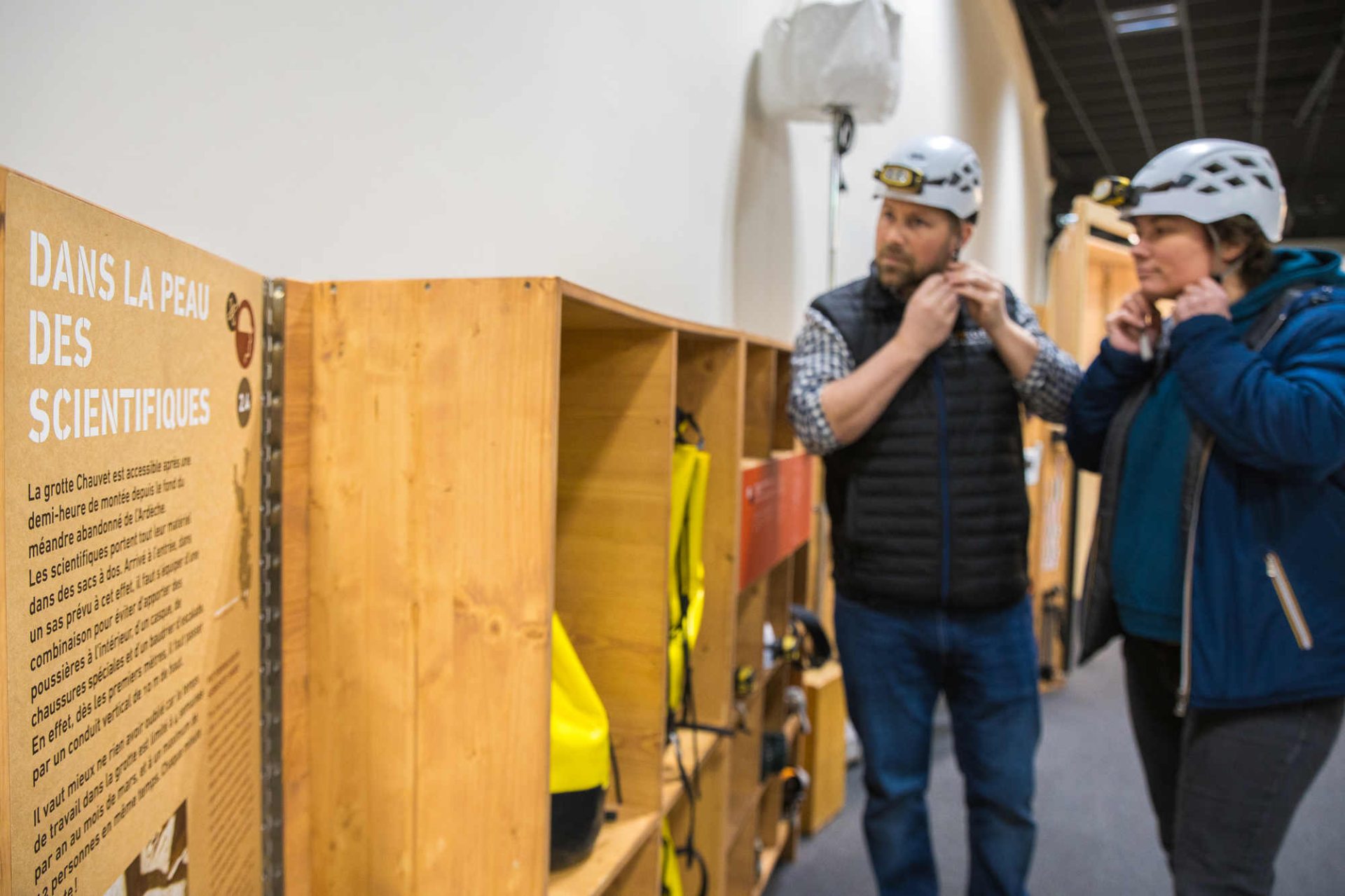 Glissez-vous dans la peau des scientifiques de la grotte Chauvet à l'exposition 