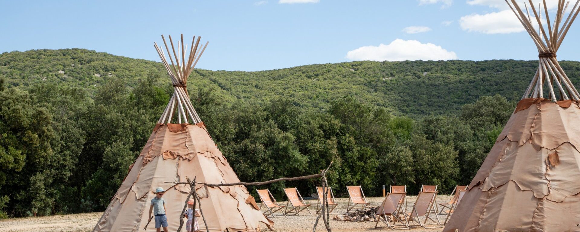 L'esplanade à la Grotte Chauvet 2 - Ardèche